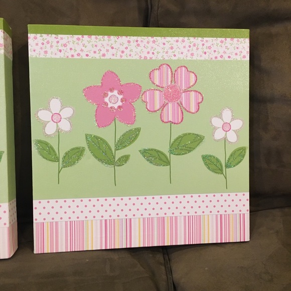 Girl or nursery canvas 12x12 flower wall decor - Picture 3 of 5